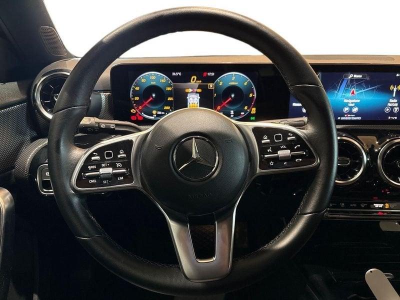 Mercedes-Benz Classe A A 200 d Sport auto