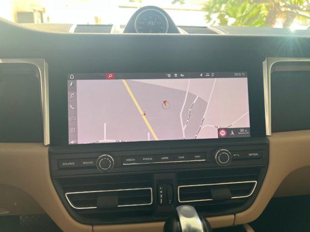 PORSCHE Macan 2.0