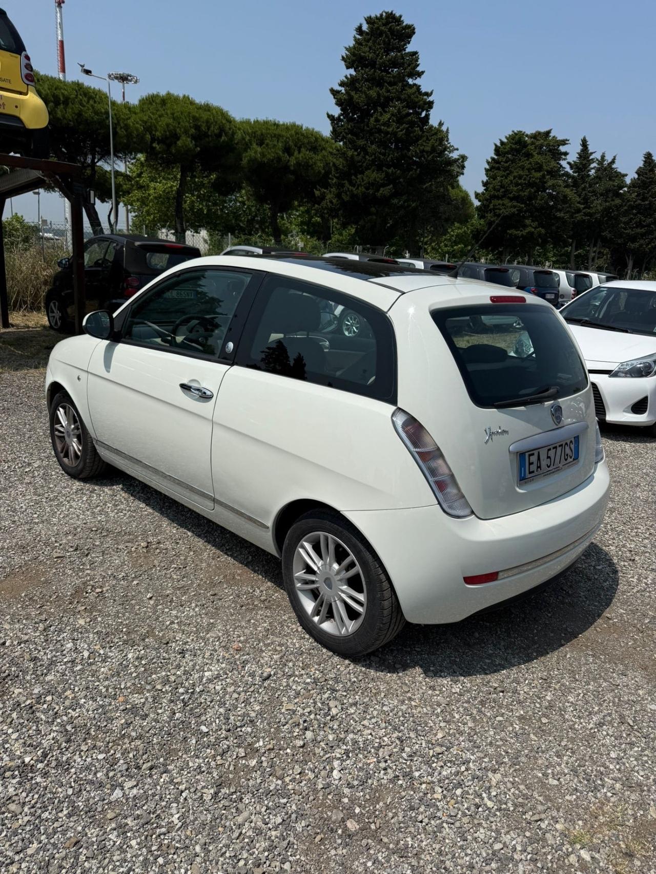 Lancia Ypsilon 1.4 Platino Ecochic GPL tetto apribile