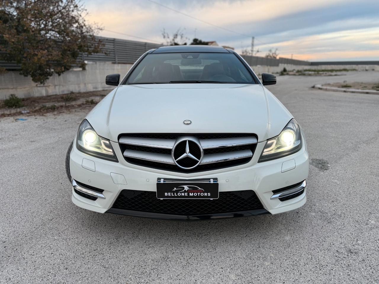 Mercedes-benz C 220 CDI BlueEFFICIENCY Coupé Avantgarde