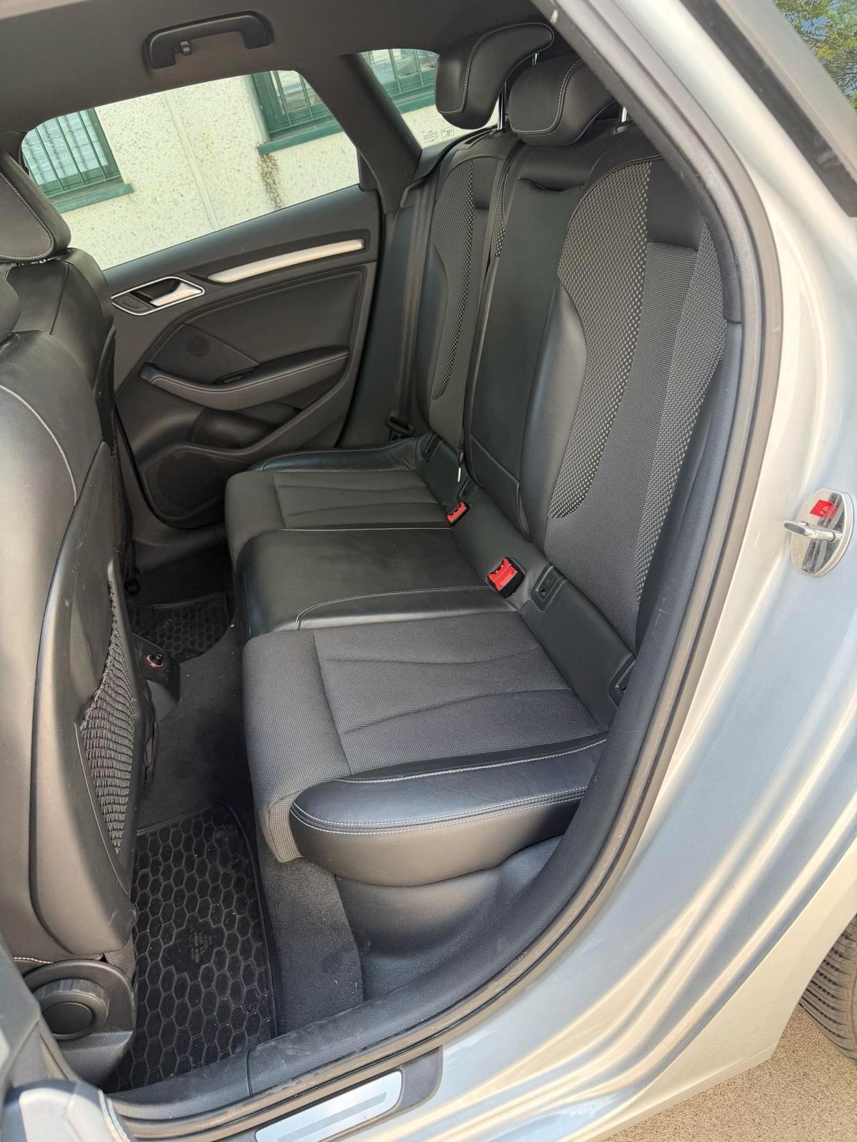Audi A3 SPB 1.8 TFSI S tronic Ambition 5porte pachetto S-line