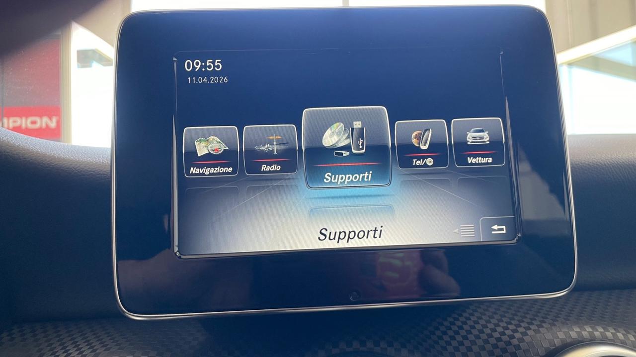 Mercedes-benz A 180 d Premium