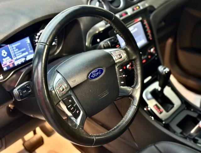 FORD S-Max 2.0 TDCi 140 CV New Titanium ** 7 POSTI **