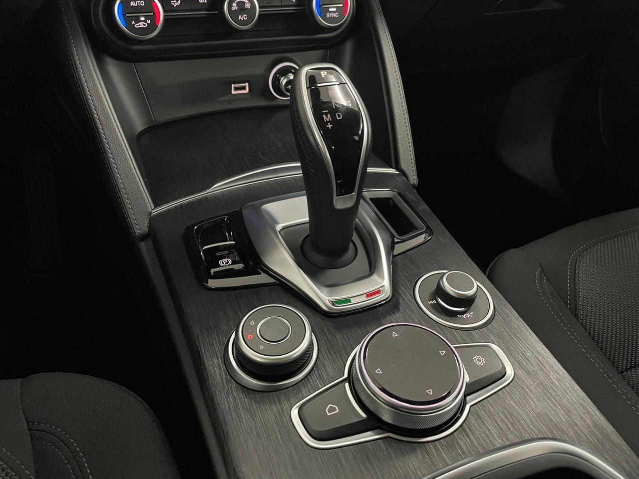 Alfa Romeo Stelvio 2.2 TD 160CV BUSINESS RUOTINO CERCHI 18" PERFETTA
