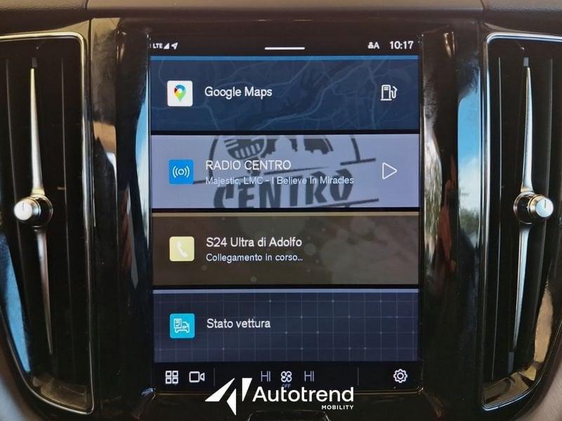 Volvo XC60 B4 197+14 CV AWD Automatica Momentum Pro