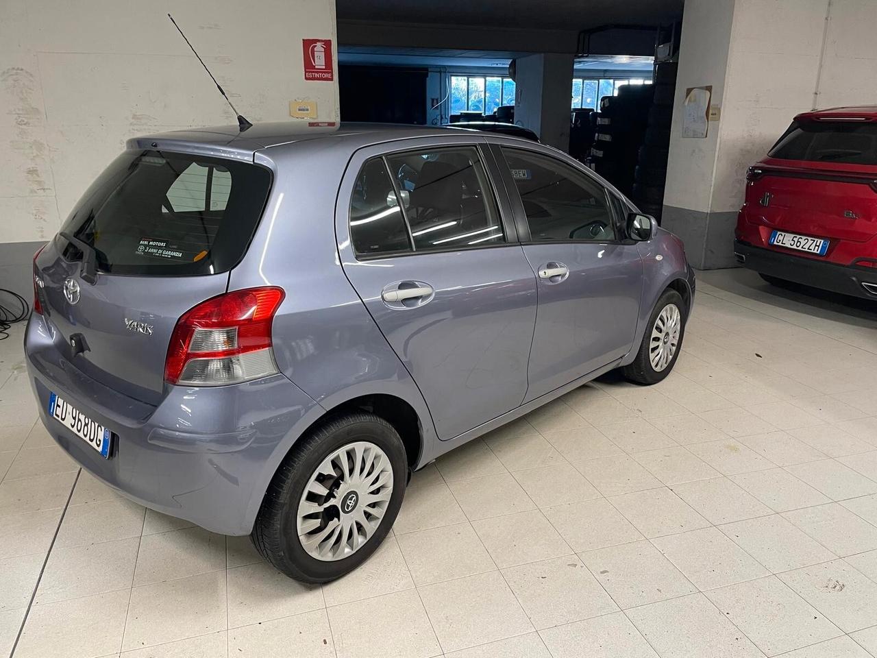 Toyota Yaris 1.3 5 porte Sol