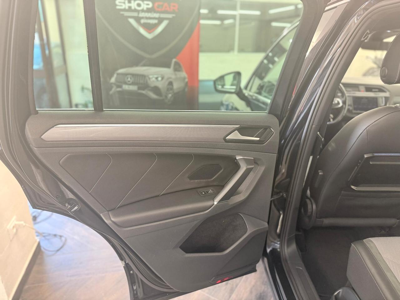 Volkswagen Tiguan 2.0 TDI r-line