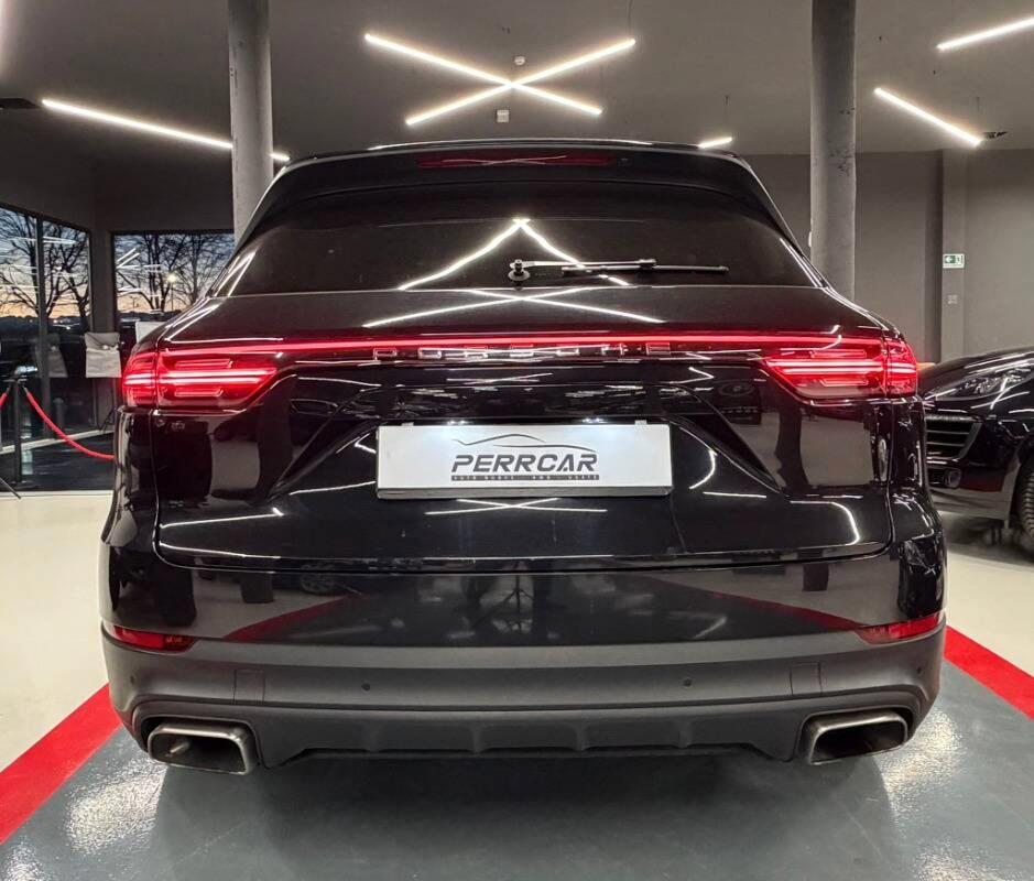 Porsche Cayenne 3.0 e-hybrid tiptronic