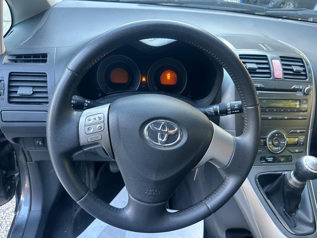 Toyota Auris 1.6 M-MT 5 porte Sol