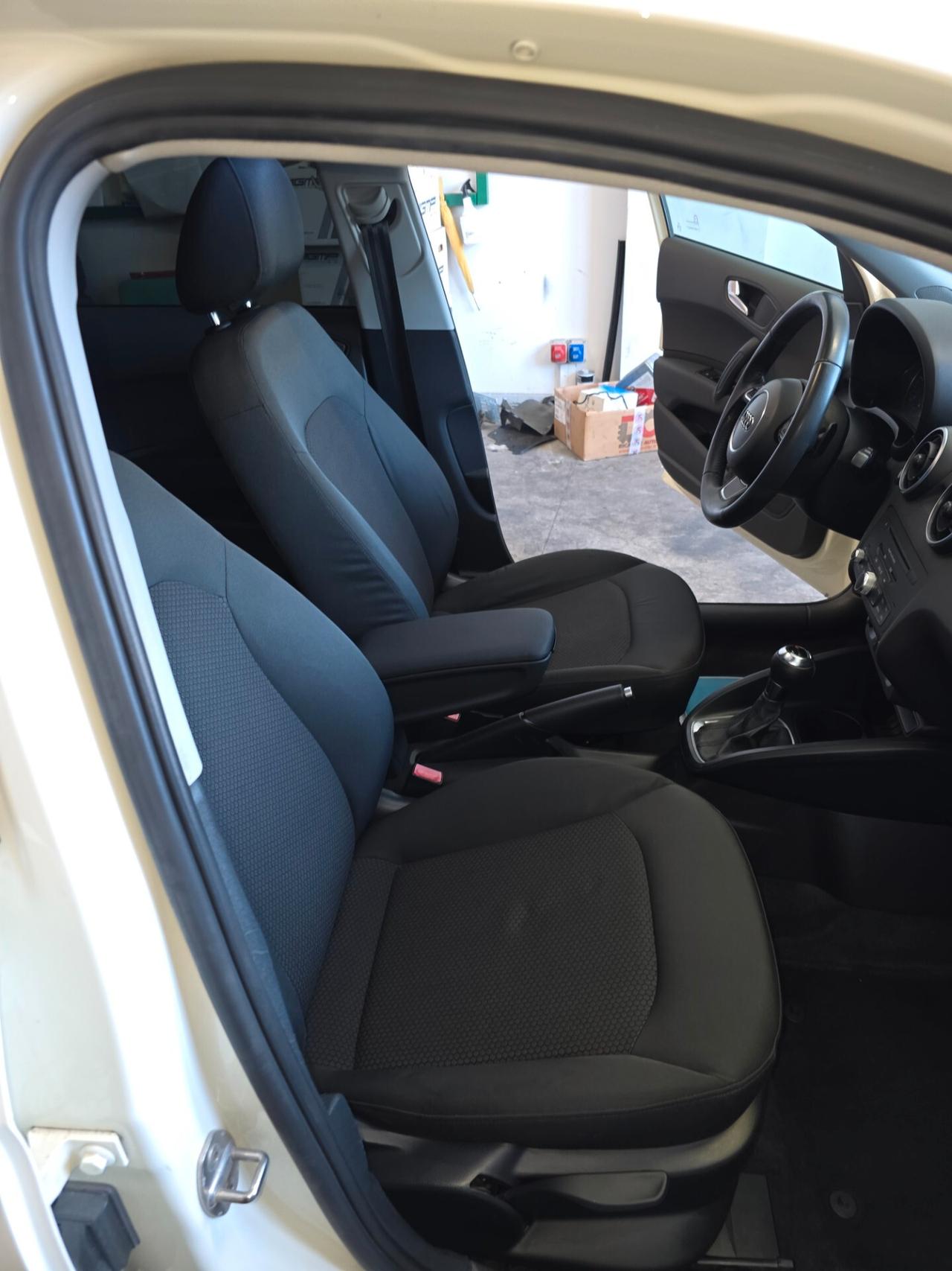 Audi A1 1.6 TDI S tronic Attraction
