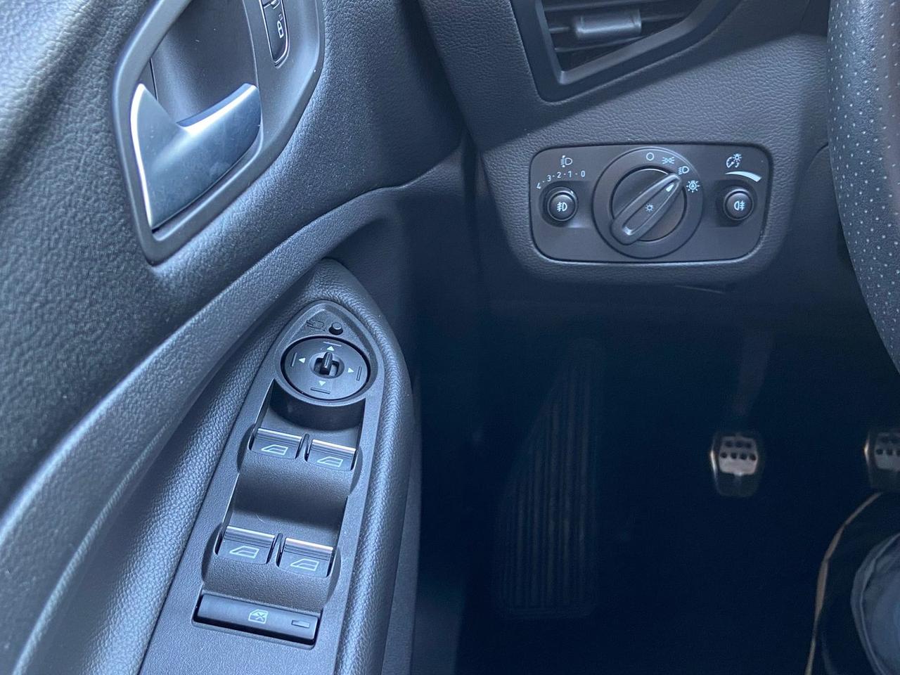 Ford Kuga ST Line 1.5 EcoBoost #11356