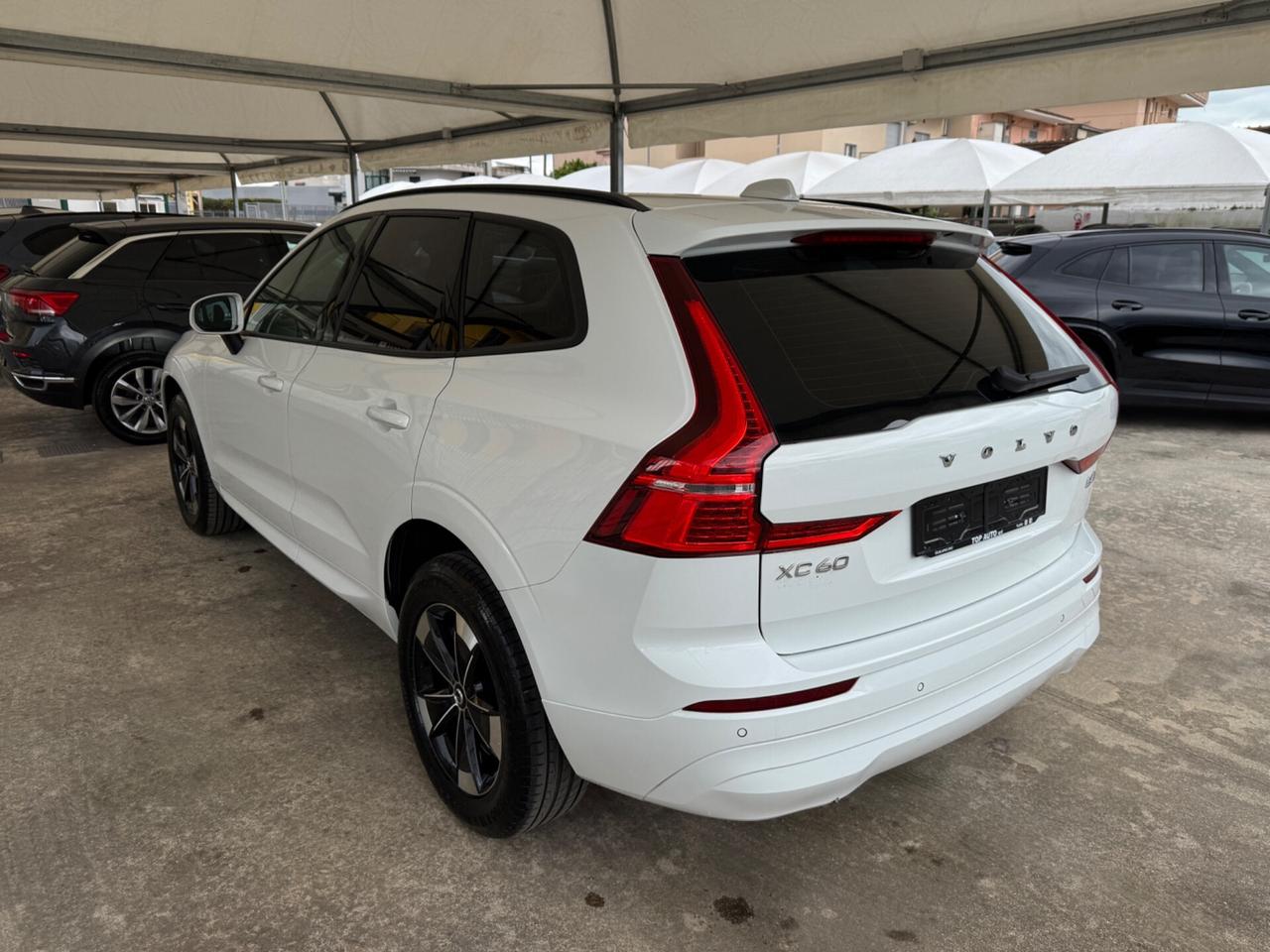 VOLVO XC60 B4 AWD MILD HYBRID MOMENTUM - 2021