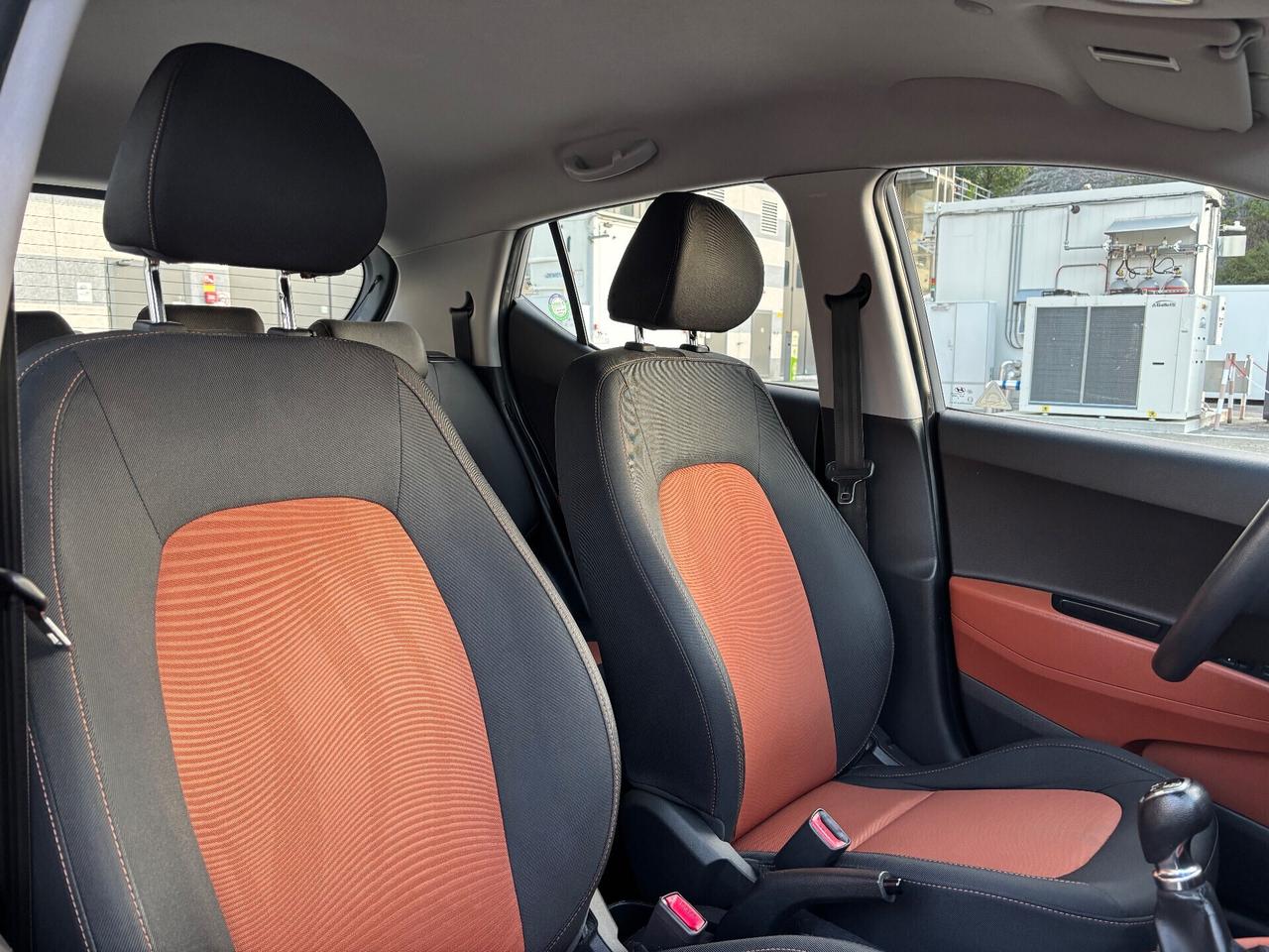 HYUNDAI i10 1.0 BENZINA 5 PORTE PERFETTA 5 POSTI NEOPATENTATI