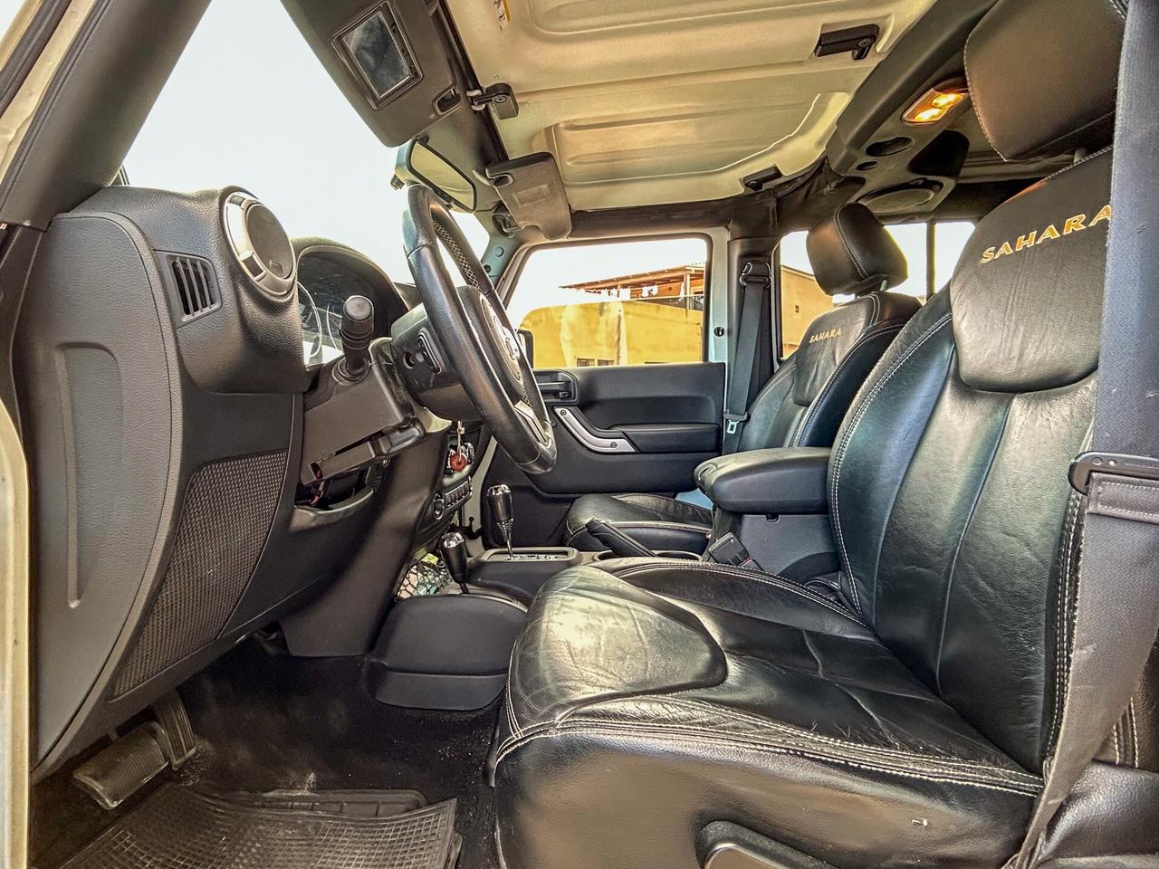 Jeep Wrangler Unlimited 2.8 CRD DPF Sahara Auto