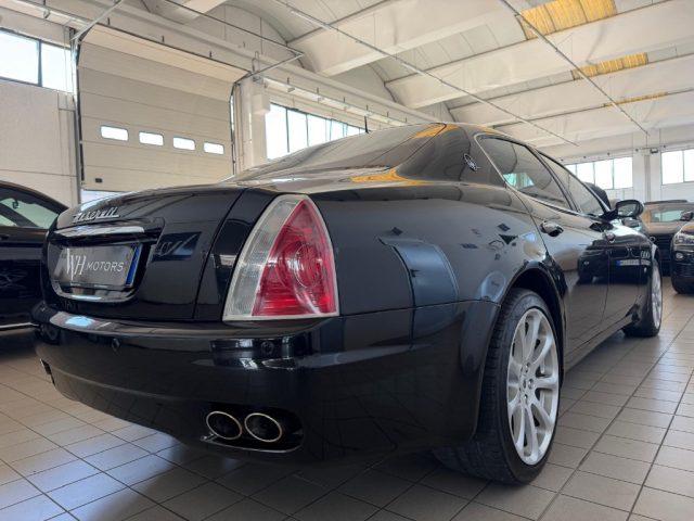 MASERATI Quattroporte 4.2 V8 //SERVICE BOOK//FULL