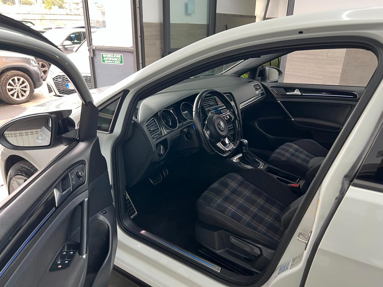 Volkswagen Golf GTE 1.4 TSI DSG 5p. Plug-In-Hybrid
