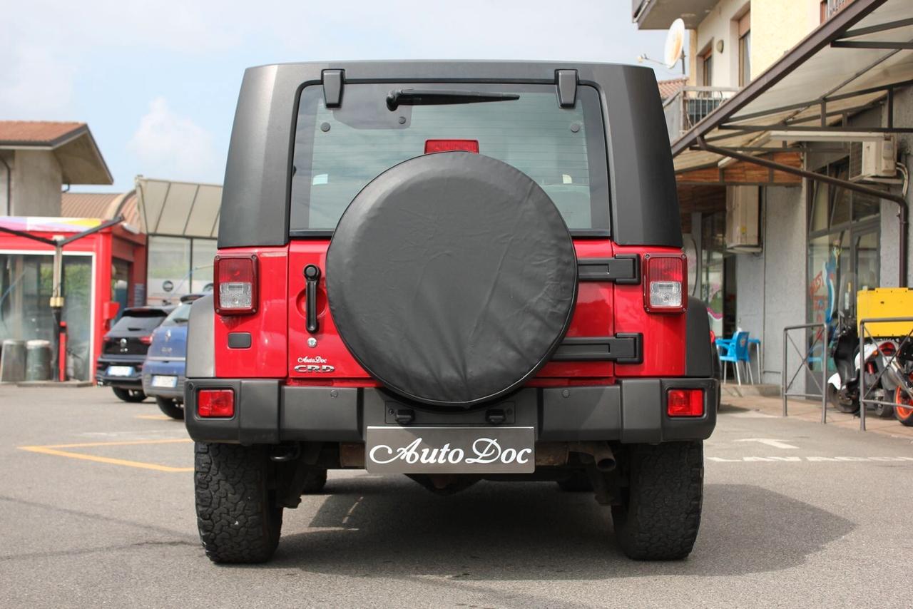 Jeep Wrangler 2.8 CRD Sport Plus Auto - torpedo con hard-top corta