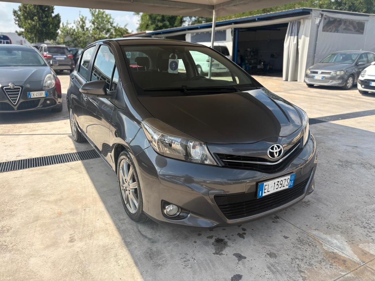 Toyota Yaris 1.4 D-4D 5 porte Lounge
