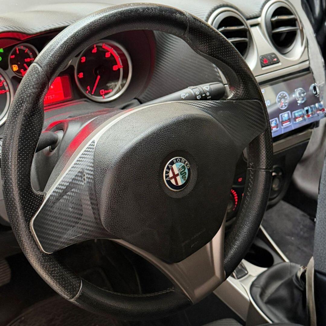 Alfa Romeo MiTo 1.6 JTDm - 120CV