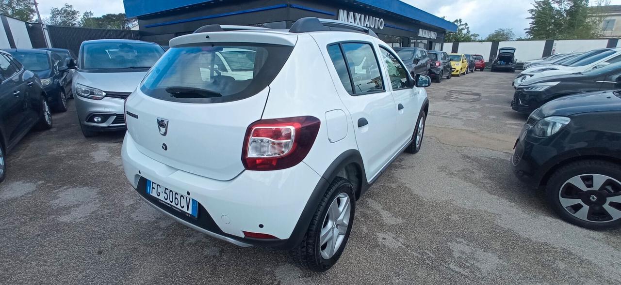 Dacia Sandero Stepway GPL DI SERIE - PRESTIGE