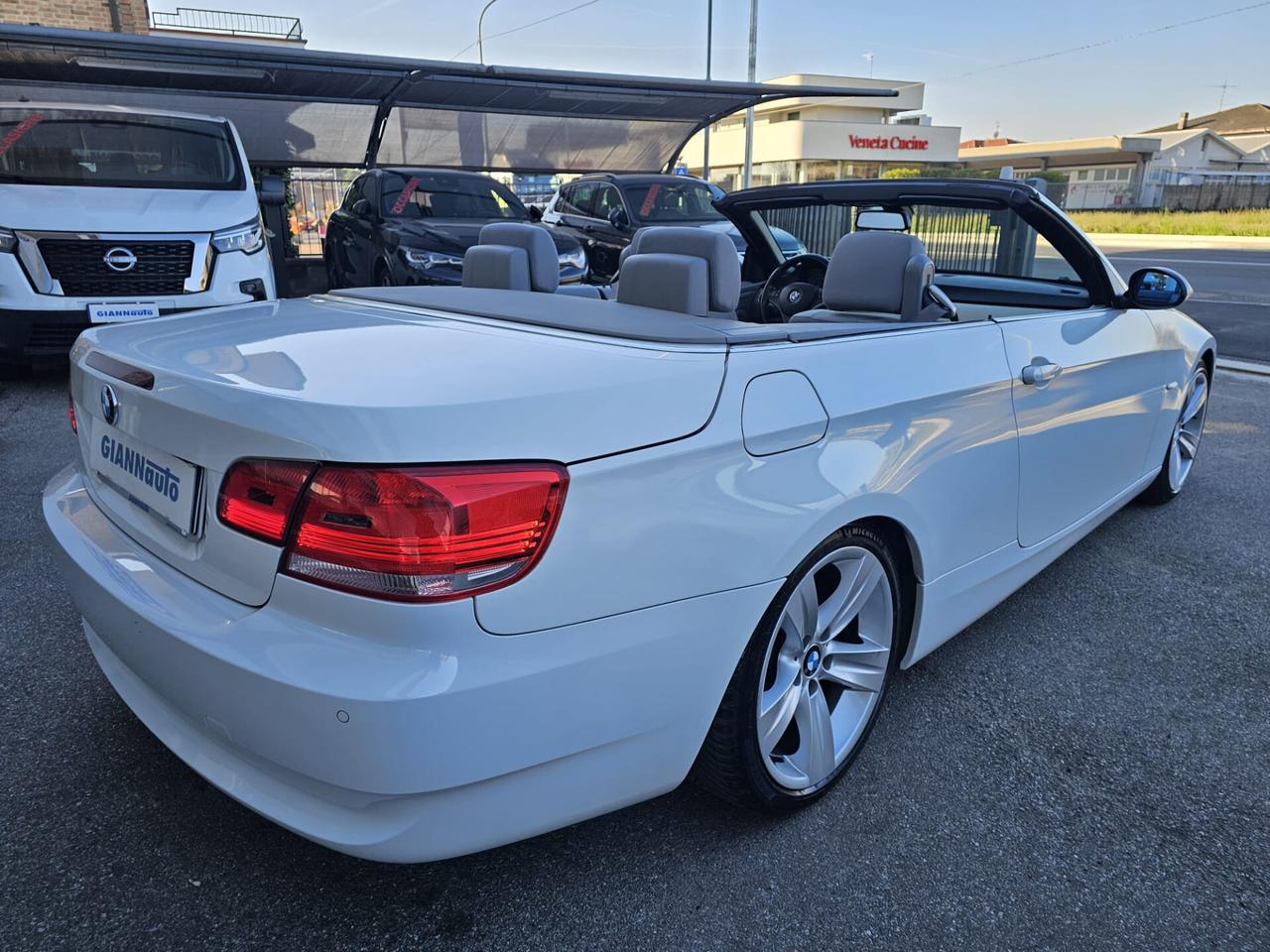 Bmw 320i cat Cabrio Futura