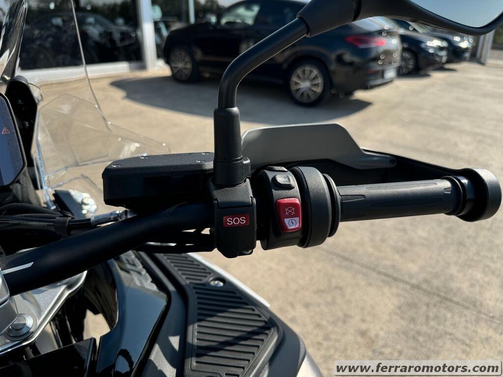 BMW R1300GS TRIPLEBLACK ADVENTUR AUTOMATICO NUOVO 2024