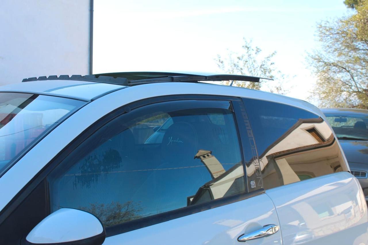 Lancia Ypsilon 1.3 MJT 90 CV Platino