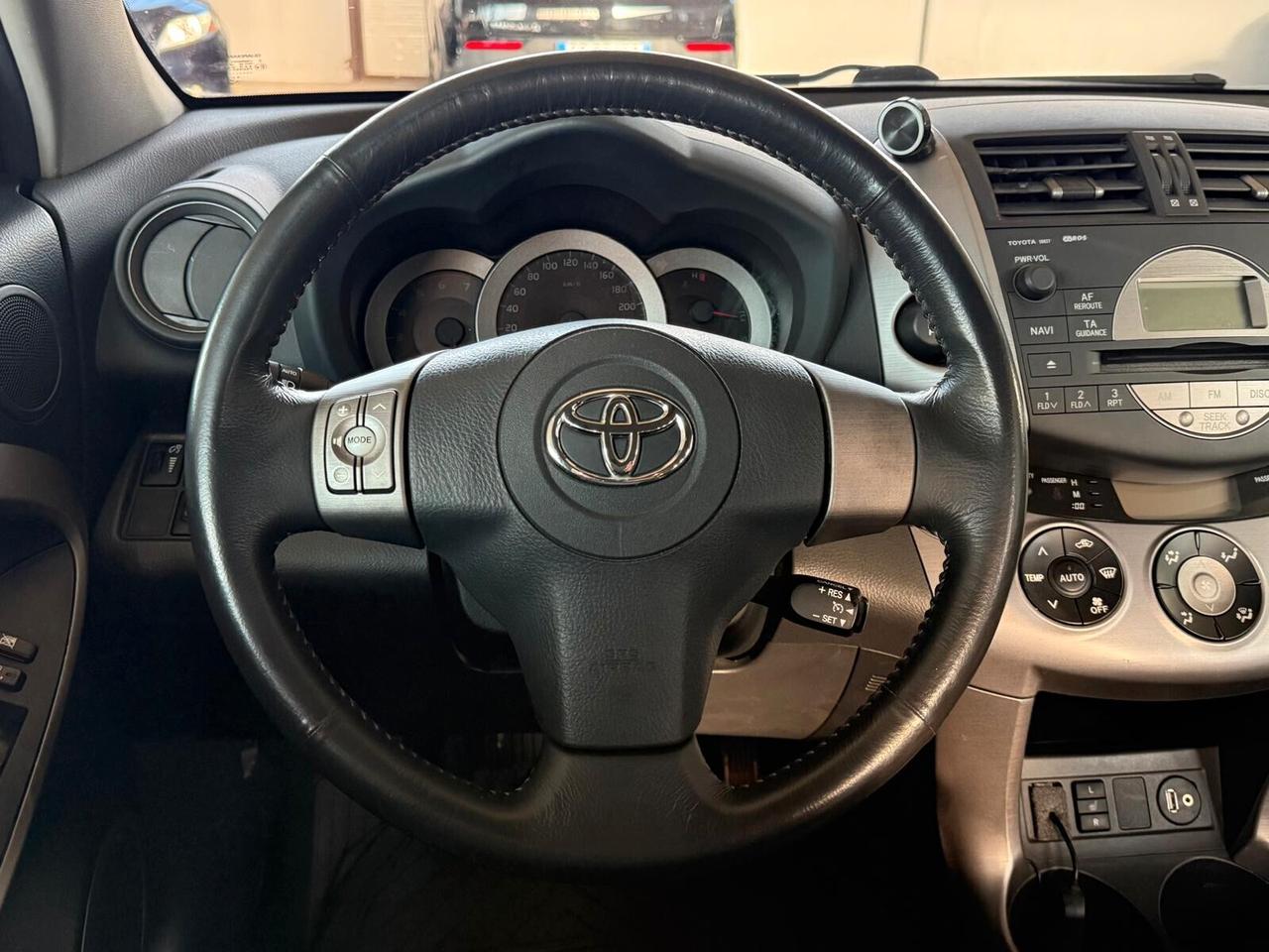 Toyota RAV4 2.2 D-4D 177 CV Luxury