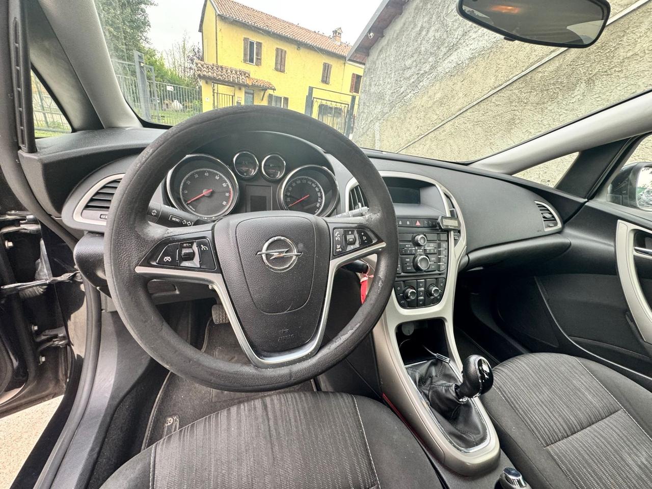 Opel Astra 1.4 100CV Edition