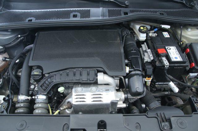 PEUGEOT 208 PureTech 100 Stop&Start 5 porte Allure Vision Pack