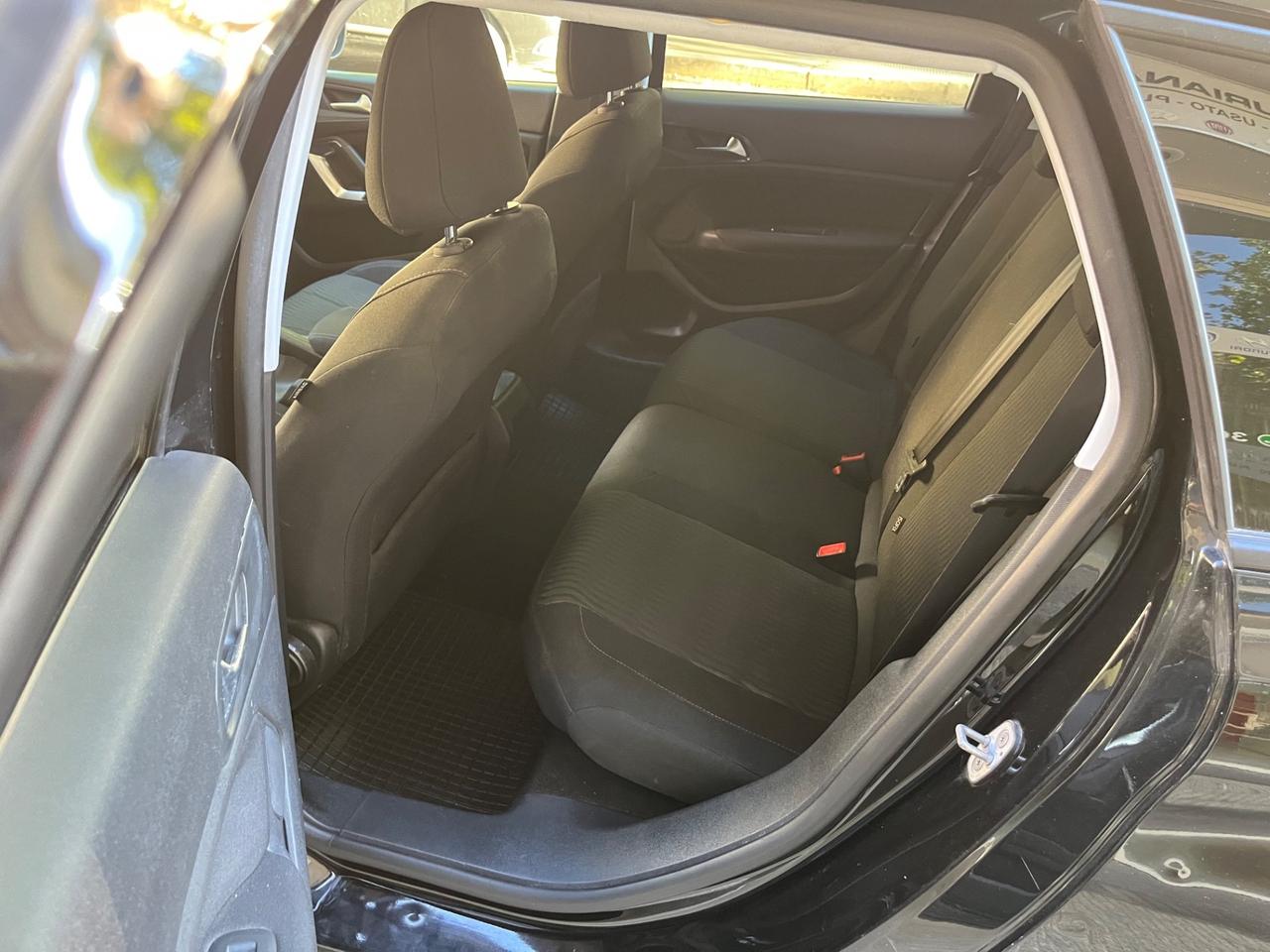Peugeot 308 1.6 e-HDi 115 CV Stop&Start SW Active