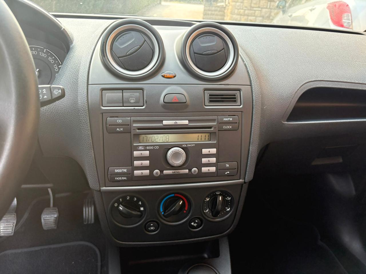 Ford Fiesta 1.2 16V 5p. Ghia