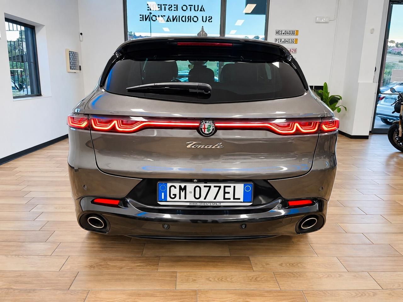 Alfa Romeo Tonale 1.3 280 CV PHEV AT6 Q4 Veloce