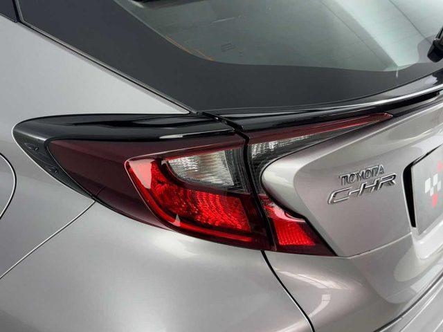 TOYOTA C-HR 1.8 Hybrid E-CVT Business