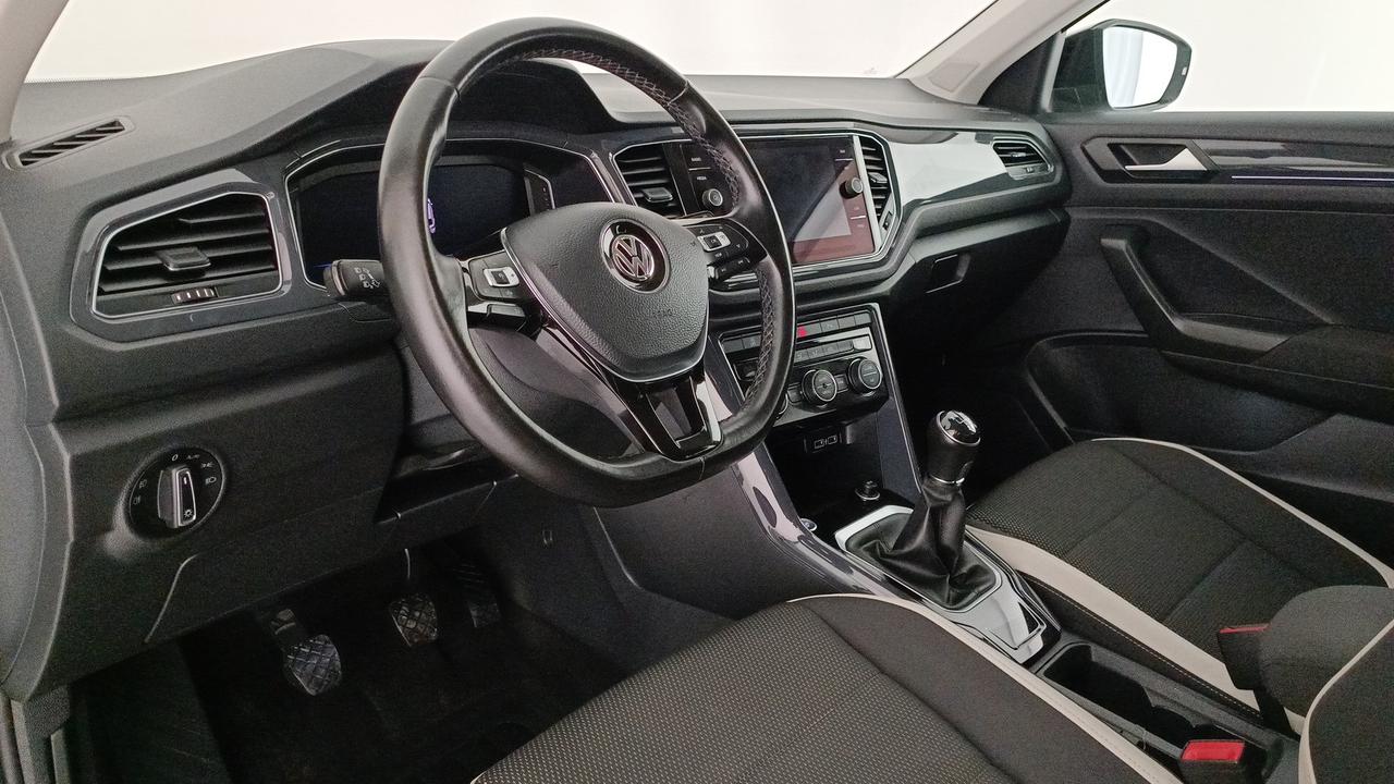 VOLKSWAGEN T-Roc 1.0 tsi Advanced