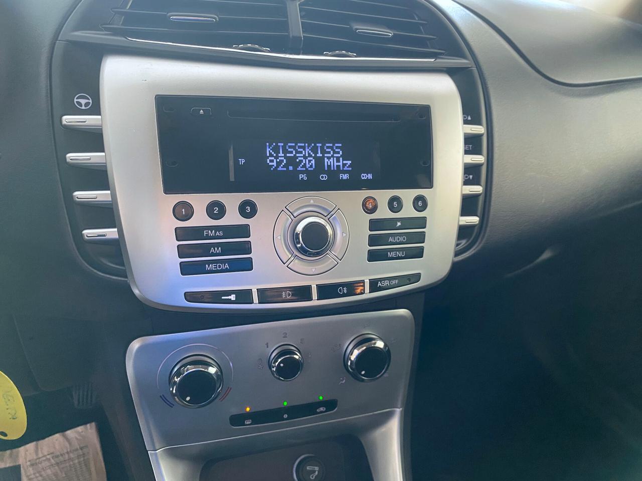 Lancia Delta 1.6 MJT DPF Silver