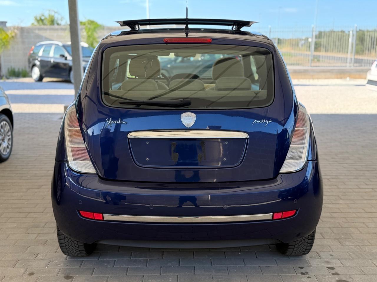 Lancia Ypsilon 1.3 MJT 90 CV Platino TETTO + ALCANTARA