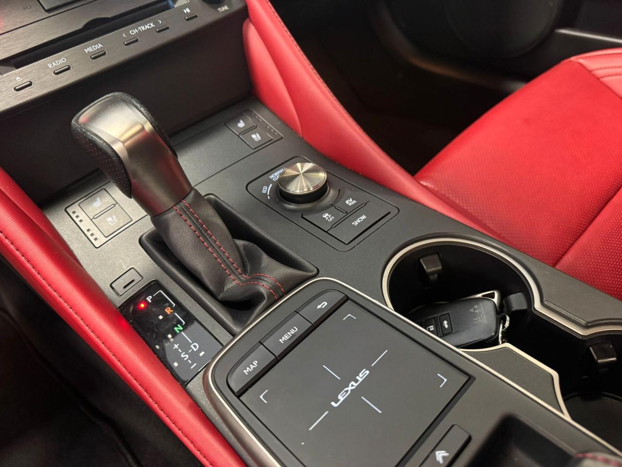 Lexus RC F Hybrid Sport
