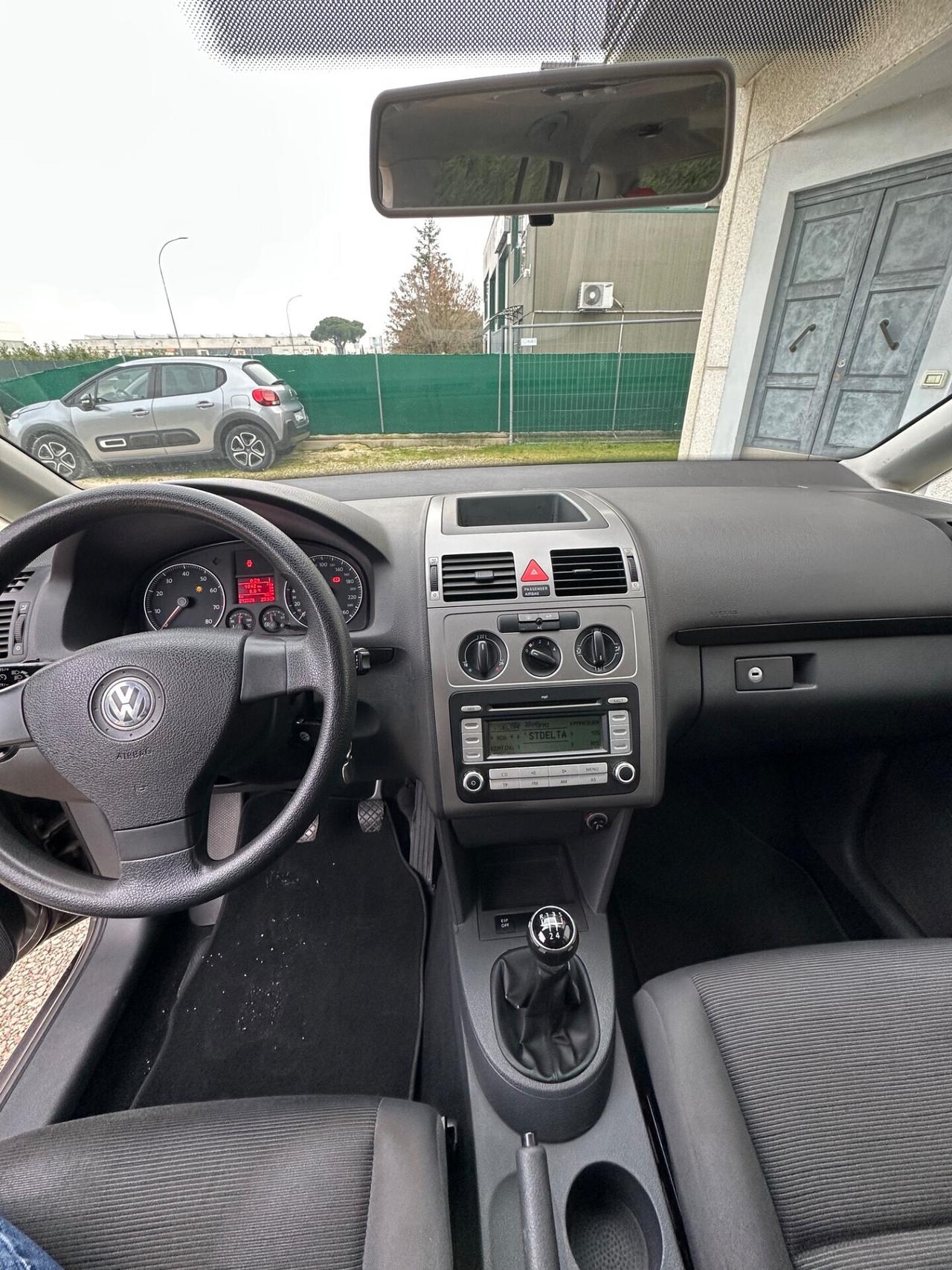 NOLEGGIO Volkswagen Touran 1.5 TSI ACT Business BlueMotion Technology