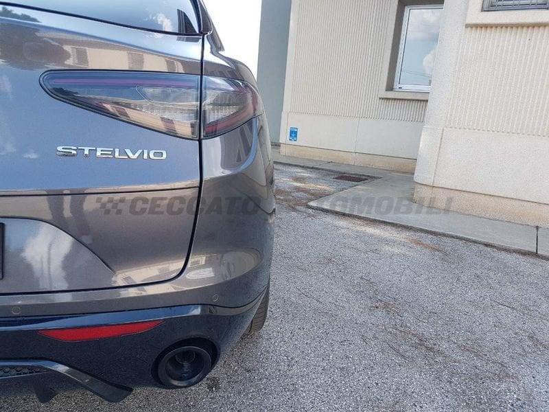 Alfa Romeo Stelvio Stelvio 2.2 t Veloce Q4 210cv auto