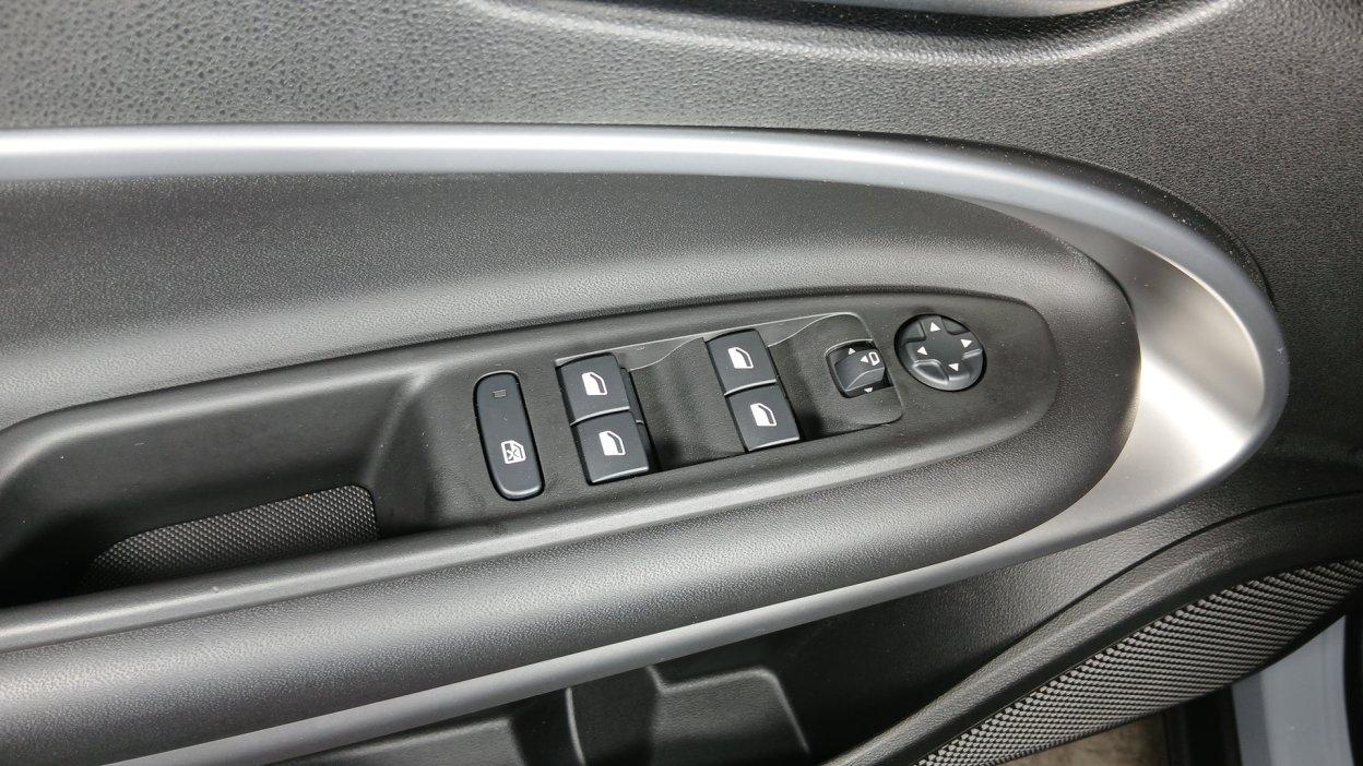 JEEP Avenger - Avenger 1.2 Turbo 100 CV MHEV Summit