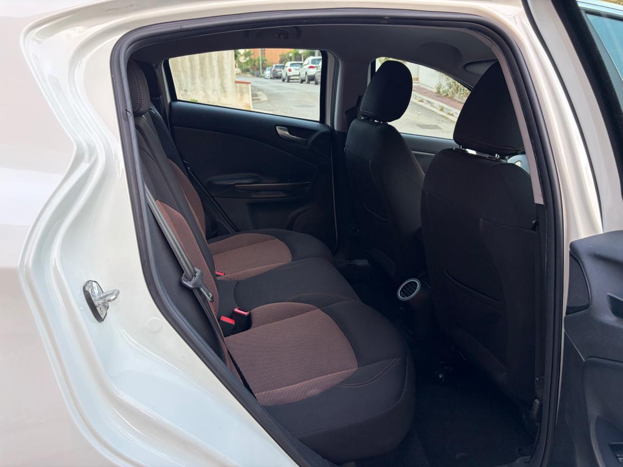 Alfa Romeo Giulietta 1.6 JTDm distictive ideale per neopatentati