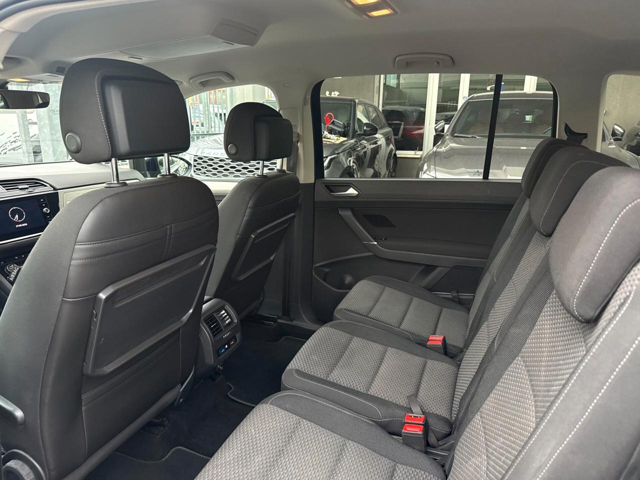 Volkswagen Touran 2.0 tdi Highline dsg