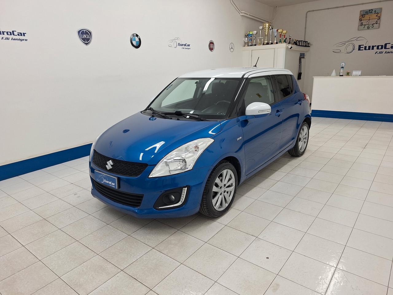 Suzuki Swift 1.3 DDiS 75cv B-Top Bi-Color