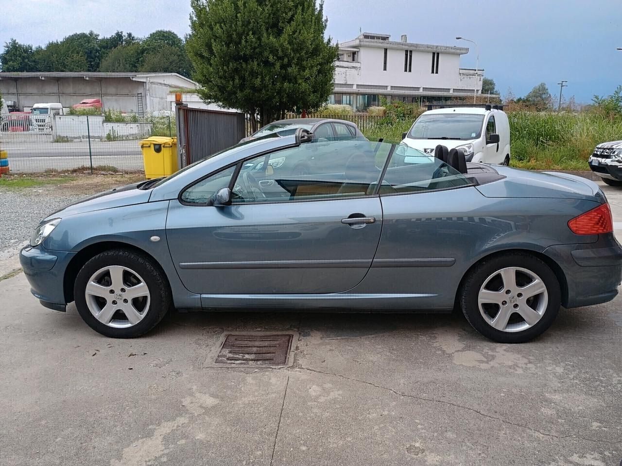 PEUGEOT 307 CABRIO ADATTA PER NEOPATENTATI