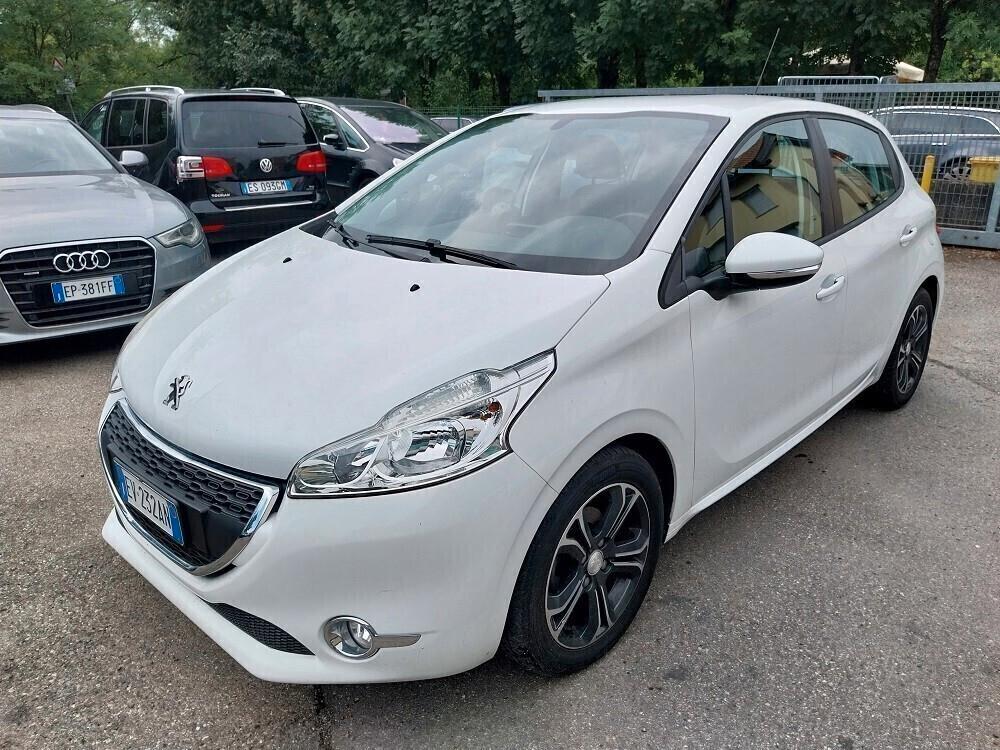 Peugeot 208 1.4 HDi 68 CV 5p. Allure Km 50.000