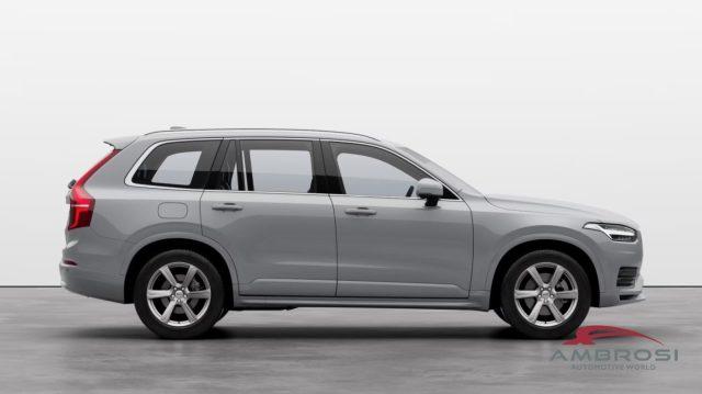 VOLVO XC90 B5 AWD mild hybrid (d) Core