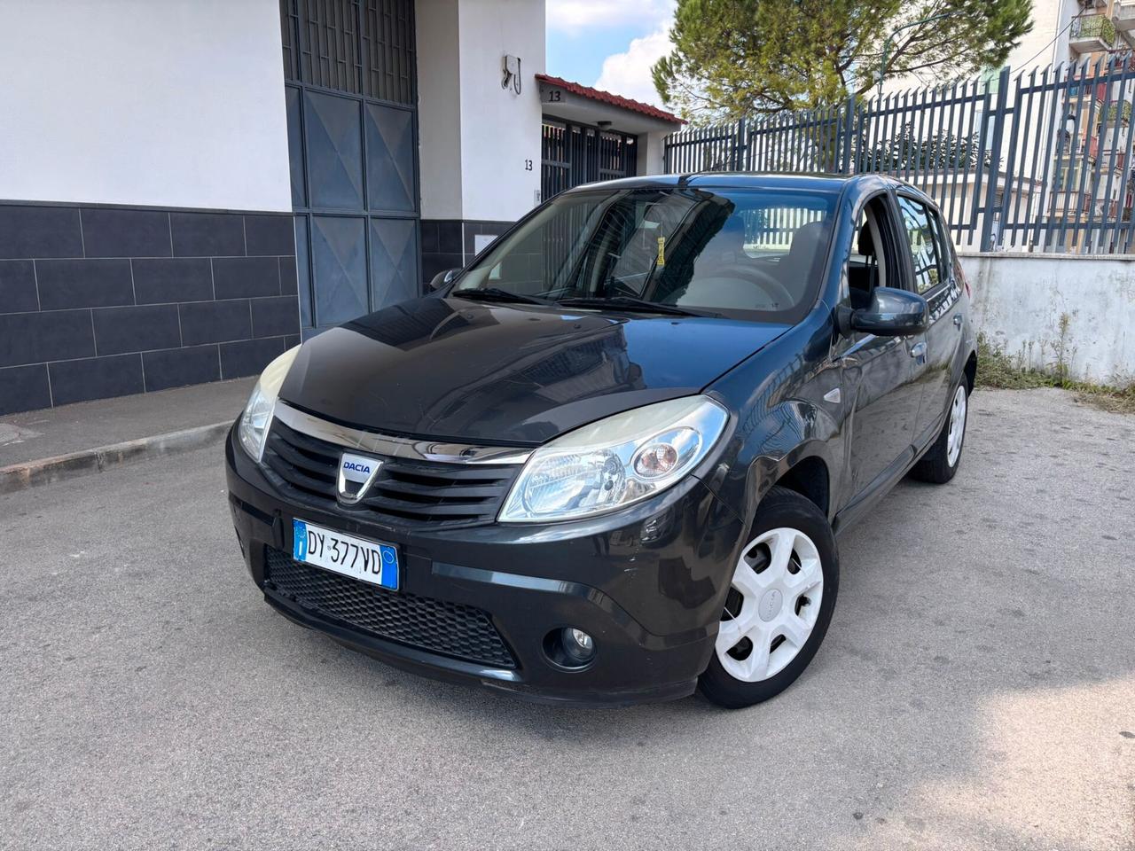 Dacia Sandero 1.4 8V GPL LAUREATE