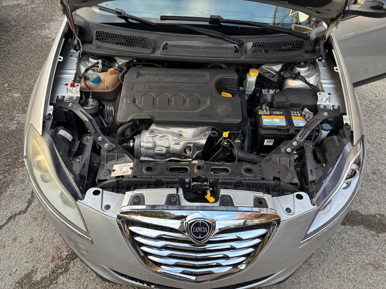 Lancia Delta 1.6 MJT AUTOMATICA Platinum ok Neopatentati