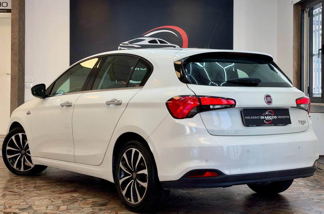 Fiat Tipo 1.6 Mjt S&S 5 porte S-Design